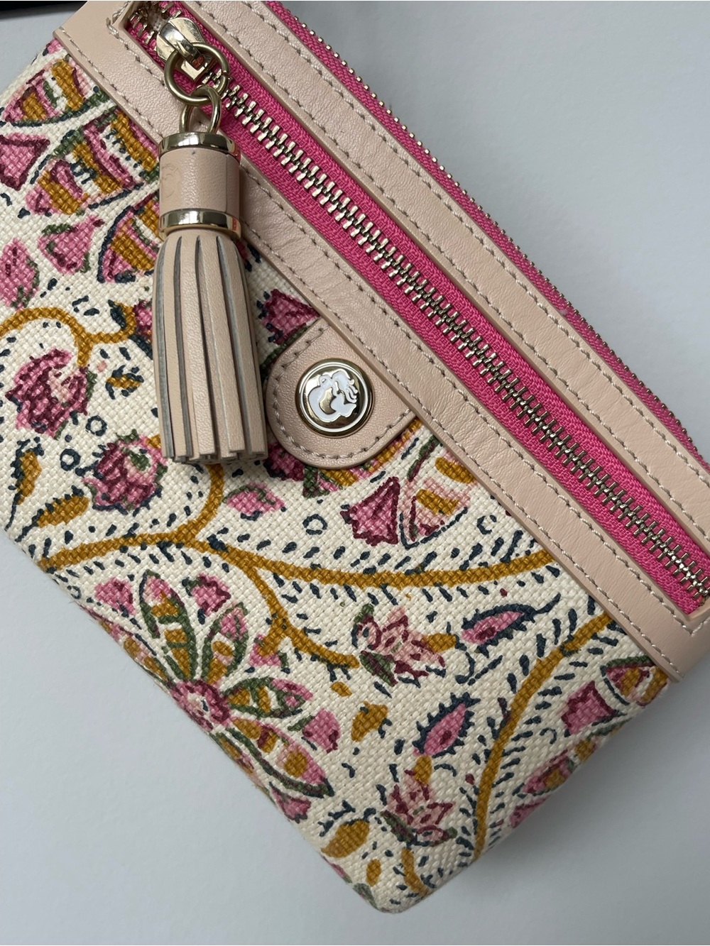 Spartina 449 | Zip Wristlet with Tassel - Picture 3 of 6